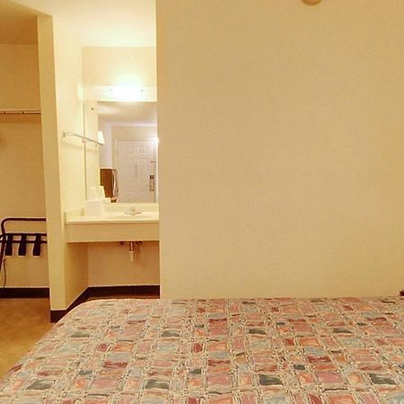 Americas Best Value Inn And Suites Carbondale Eksteriør billede