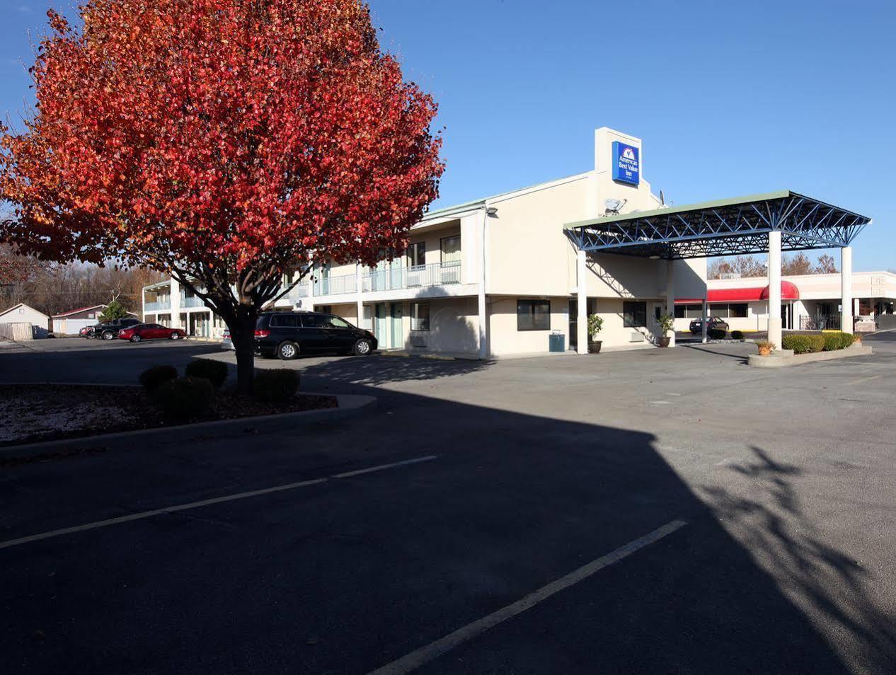 Americas Best Value Inn And Suites Carbondale Eksteriør billede